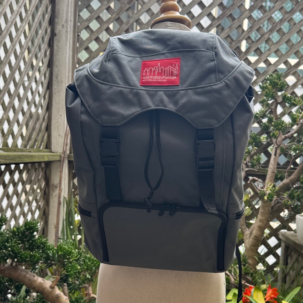 Manhattan Portage Hiker Backpack Jr. Grey 17” L
NWT - Picture 2 of 7